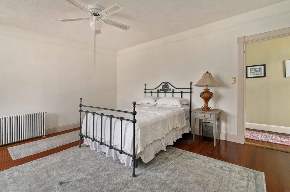 247 Fisher Ave, Brookline MA 02445-5703 exterior