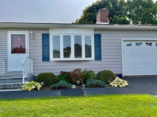 109 Deane St, Chicopee, MA 01020