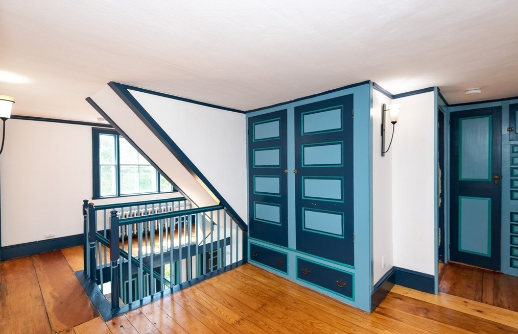 58 Main St, Haverhill MA 01833-2011 exterior