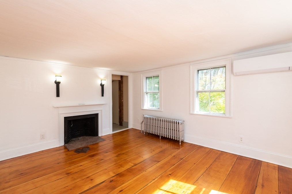 58 Main St, Haverhill MA 01833-2011 exterior