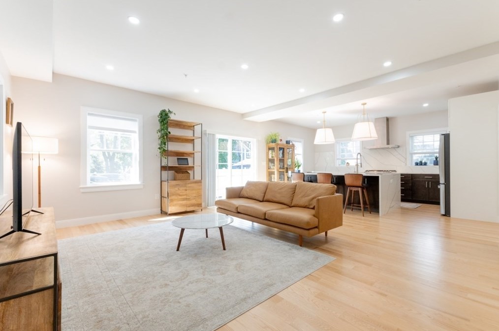 38 Richardson #3, Newton, MA 02458