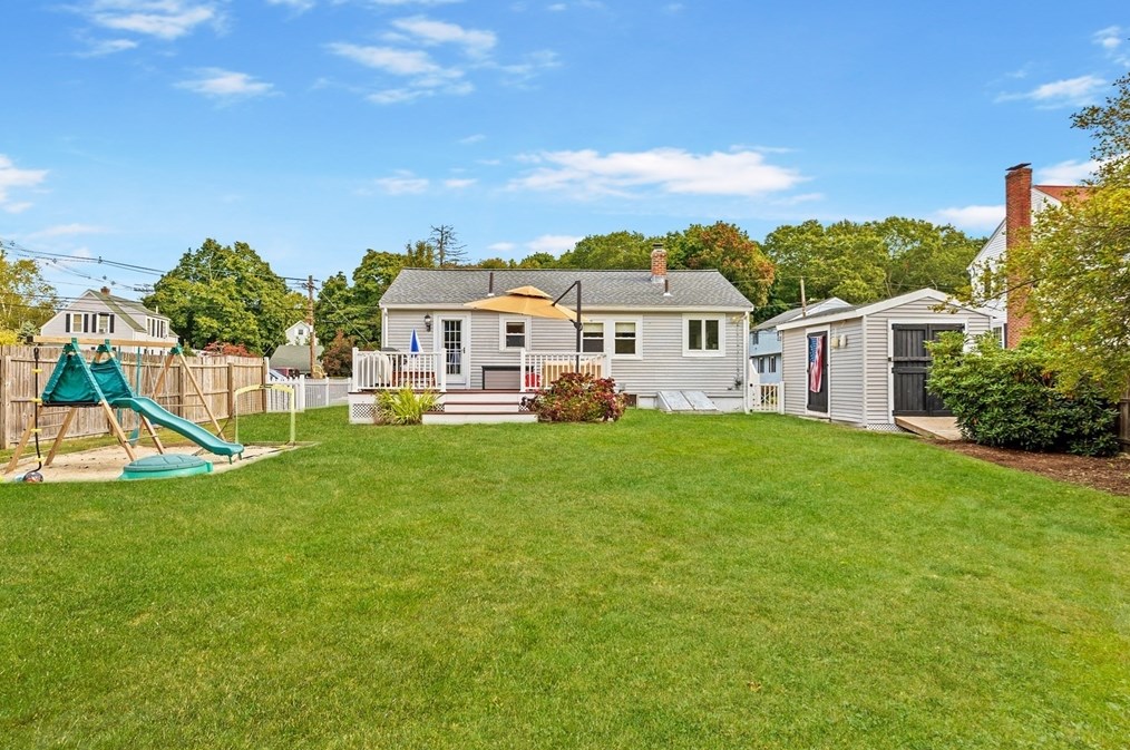 239 Central St, Weymouth, MA 02190