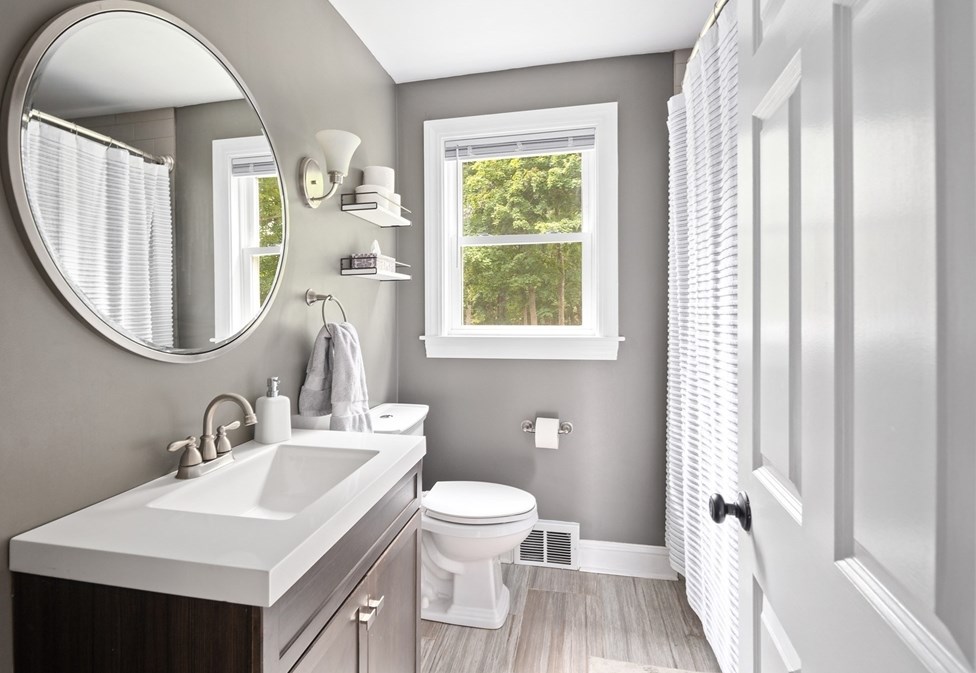 107 Washington St, Pembroke MA 02359-1848 exterior