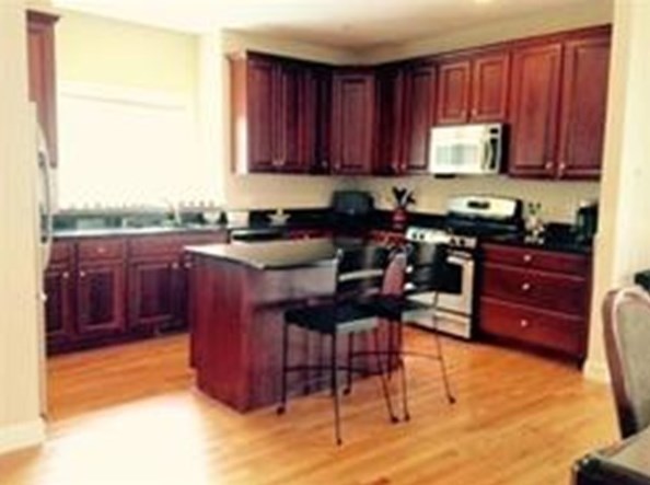 944-2 Watertown St #944-2, Newton, MA 02465