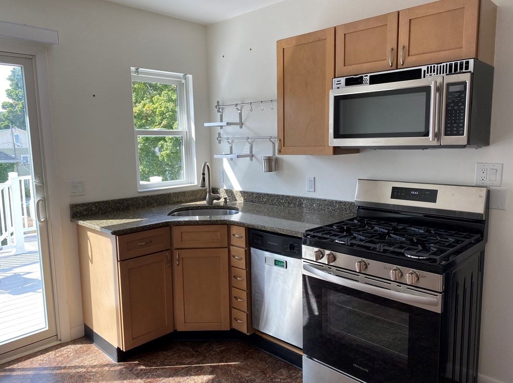 30 Newcastle Rd #3, Boston, MA 02135