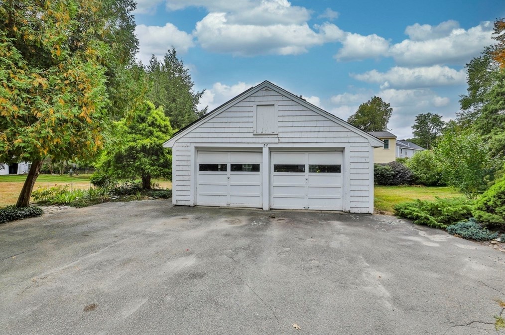 32 Silver Hill Rd, Maynard, MA 01754