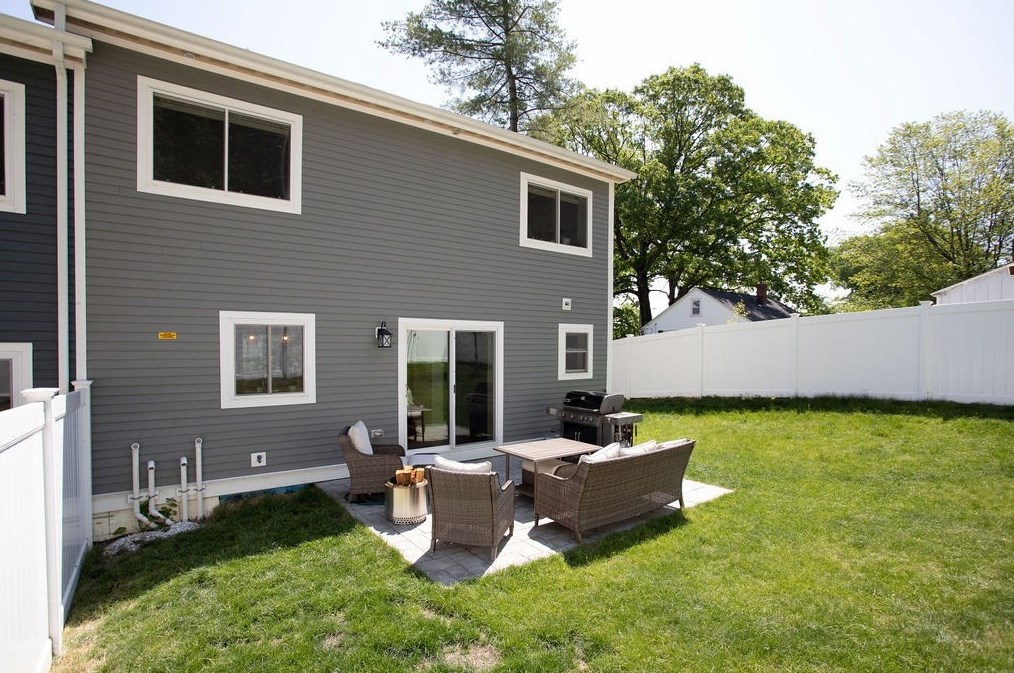 259 Lake Ave N #a, Worcester, MA 01605