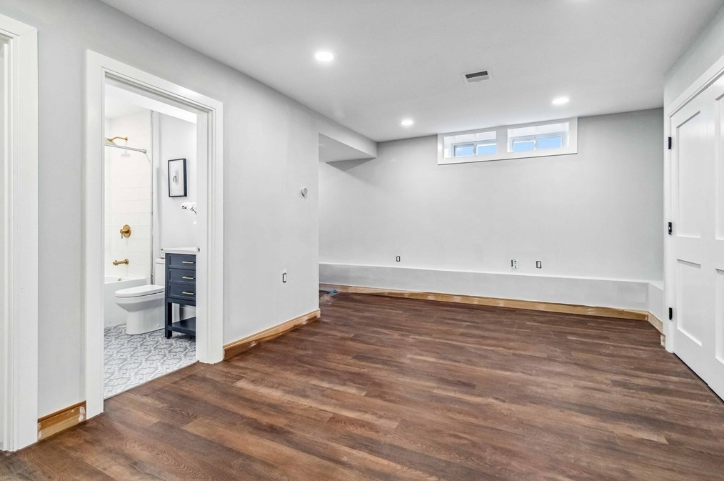 281 Ward St, Newton MA 02459-1213 exterior