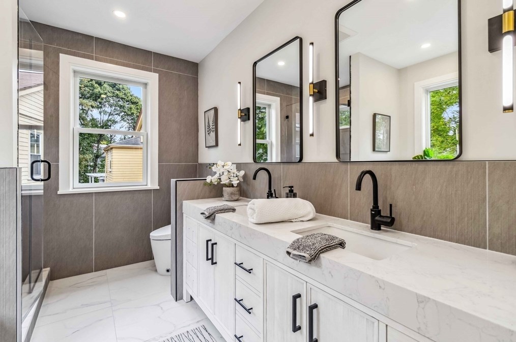 281 Ward St, Newton MA 02459-1213 exterior