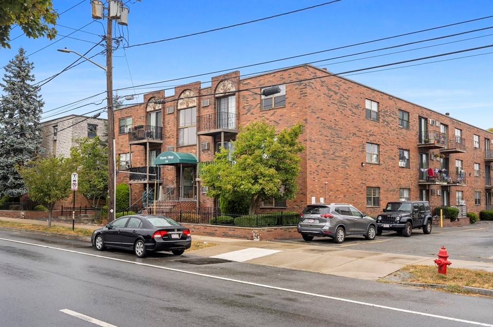 358 Broadway #5, Lynn, MA 01904