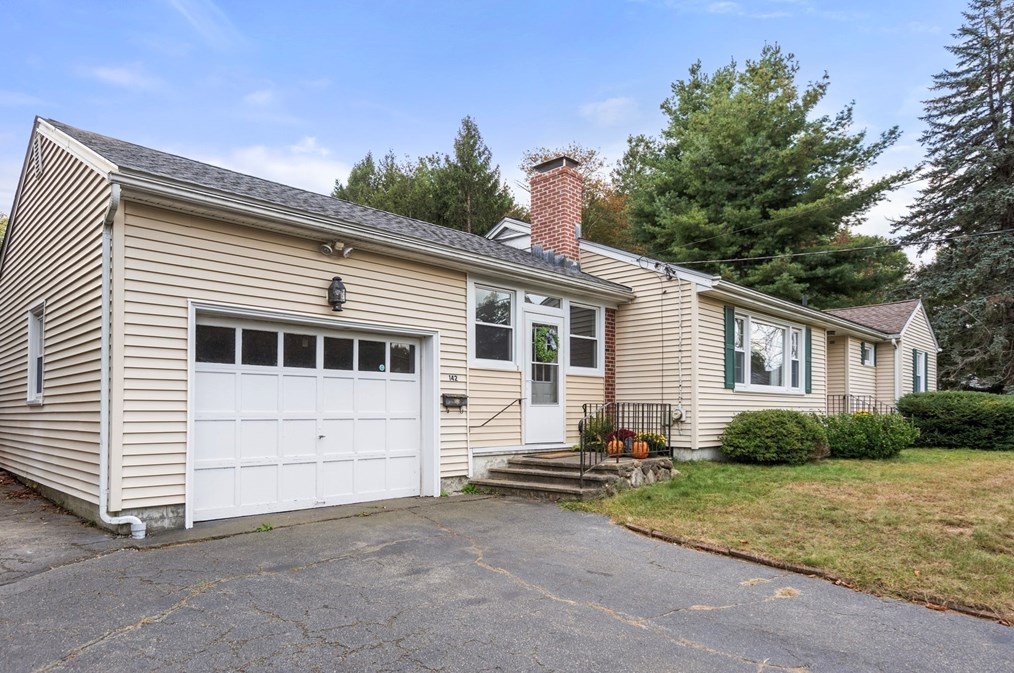 142 Summer St, Maynard, MA 01754