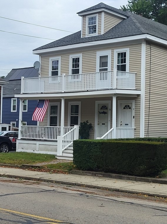 77-79 Oak St, Plymouth, MA 02360