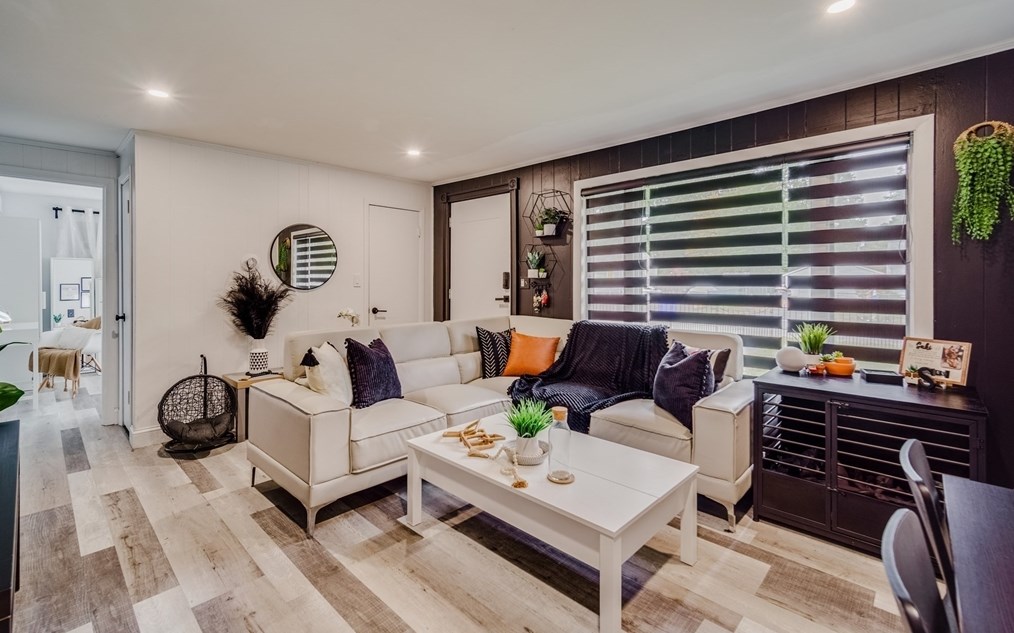 26 Groton St, Springfield, MA 01129