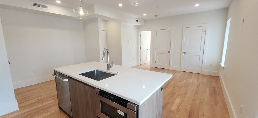 191 Main #5, Boston, MA 02129