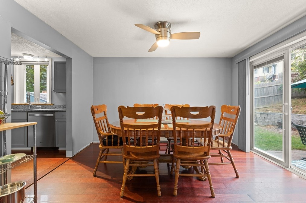 37 Ekman St, Worcester MA 01607-1513 exterior