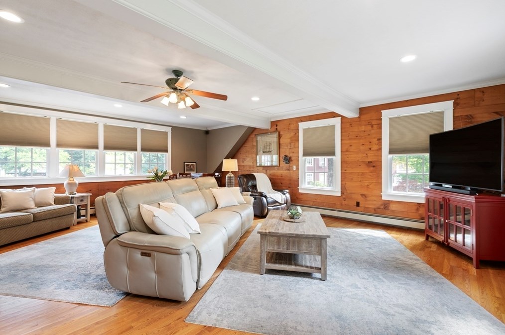 91 Norfolk St, Holliston MA 01746-2338 exterior