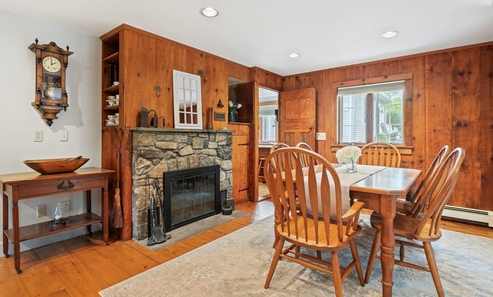 91 Norfolk St, Holliston MA 01746-2338 exterior