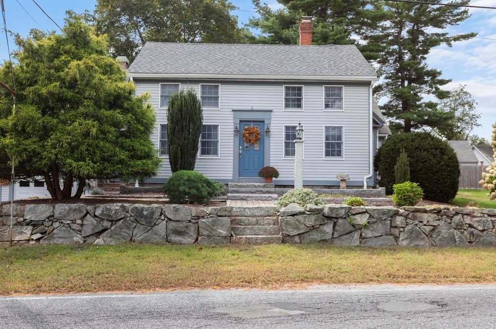 91 Norfolk St, Holliston, MA 01746-2310