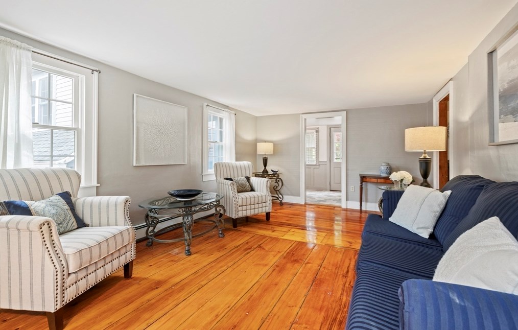 91 Norfolk St, Holliston MA 01746-2338 exterior