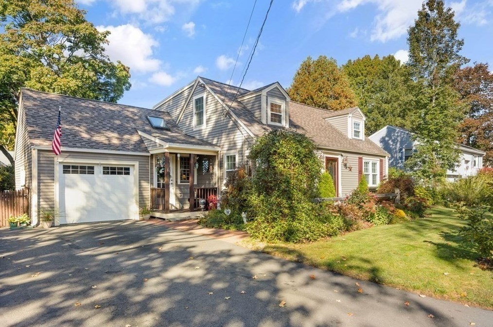 6 South St, Maynard, MA 01754