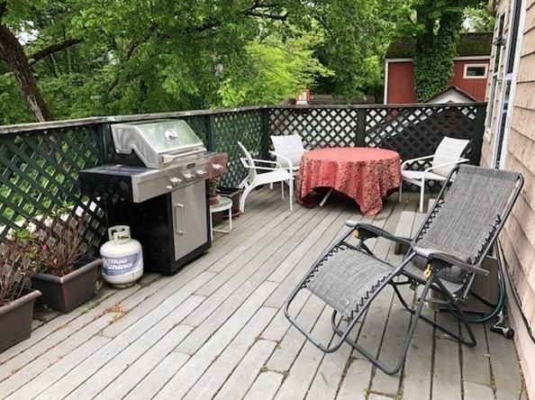 1003 Chestnut St, Newton MA  02464-1101 exterior