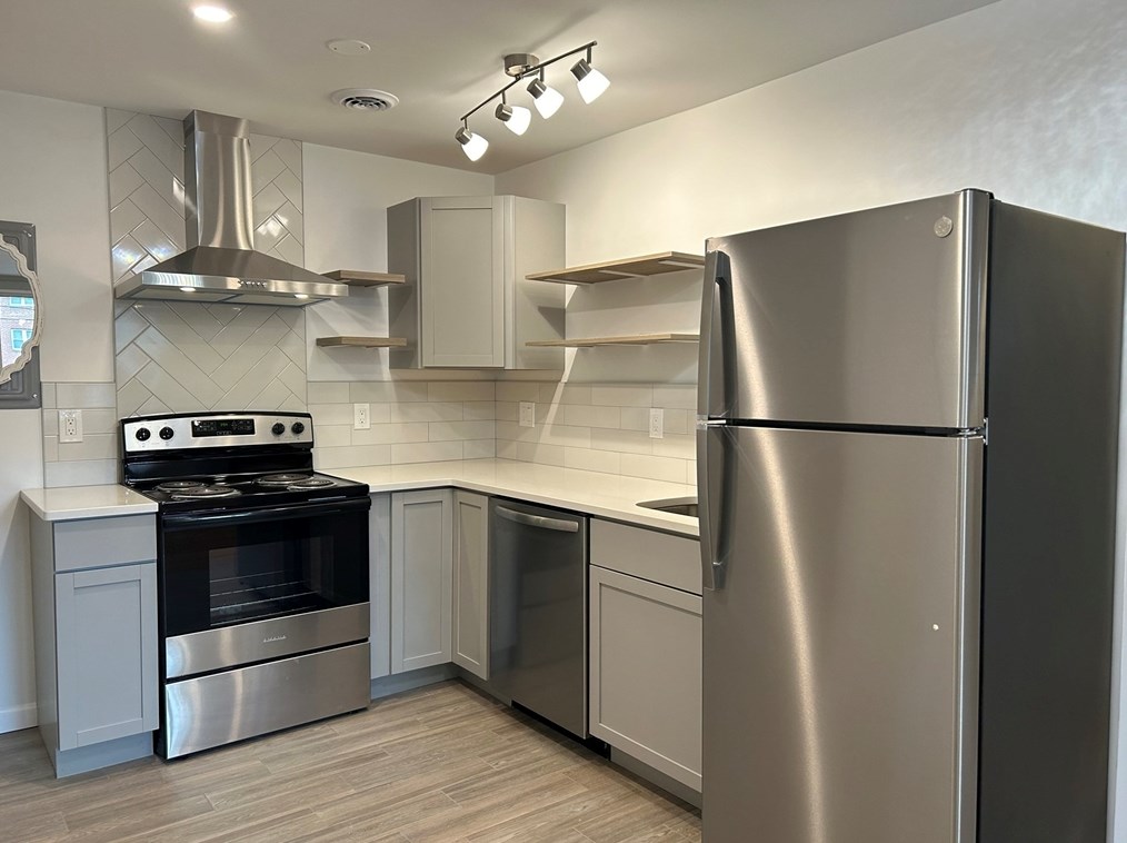 133 Warren St, Watertown, MA 02472 exterior