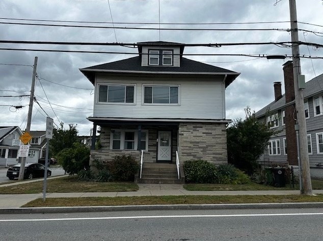 28 Waverley Ave, Watertown, MA 02472 exterior
