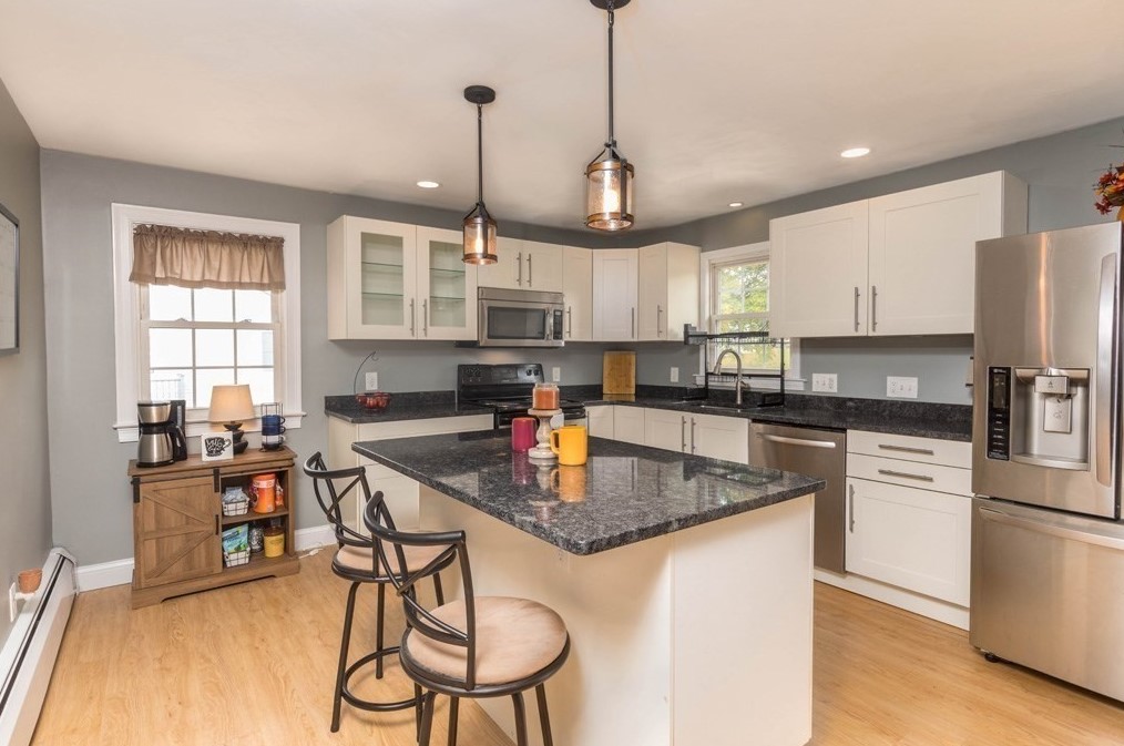 45 Linda St, Leominster, MA 01453