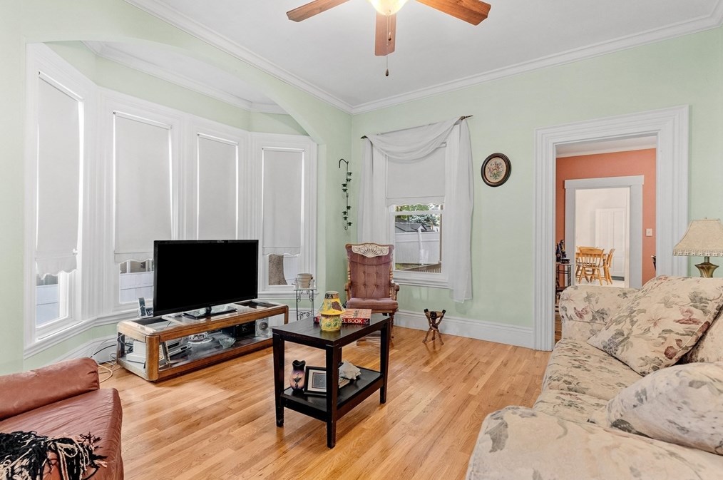 120 Haverhill St, Lawrence MA 01841-2817 exterior