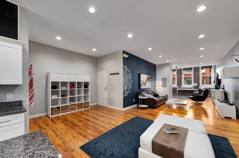 108 Washington St, Haverhill, MA 01832-5500