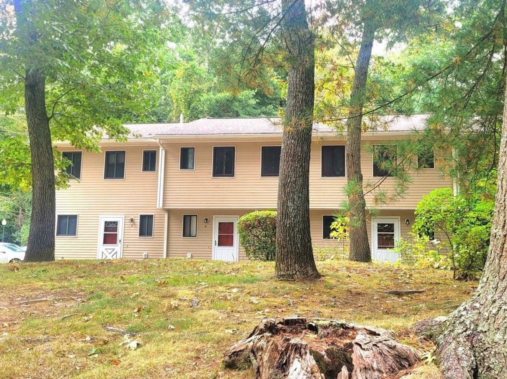 6 Liberty Rd #6, East Bridgewater, MA 02324