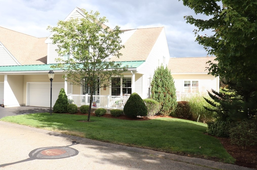 165 Fireside Ln #165, Holden, MA 01520