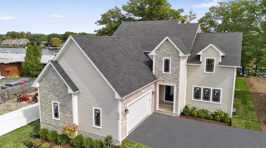 235 Lk Ave, Worcester MA 01604-5824 exterior