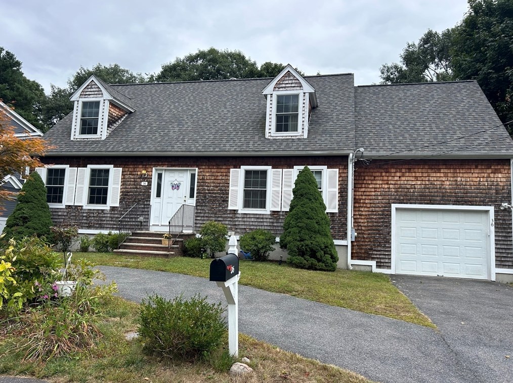 36 Peacedale Rd, Needham, MA 02492