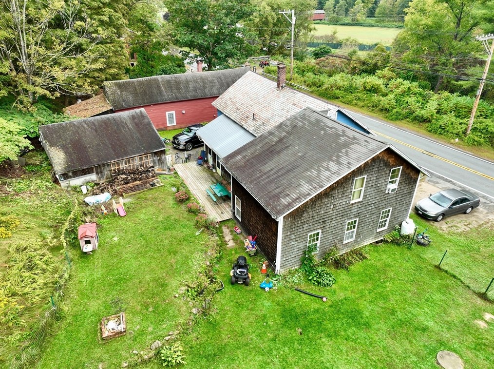 120 Main Rd, Colrain, MA 01340