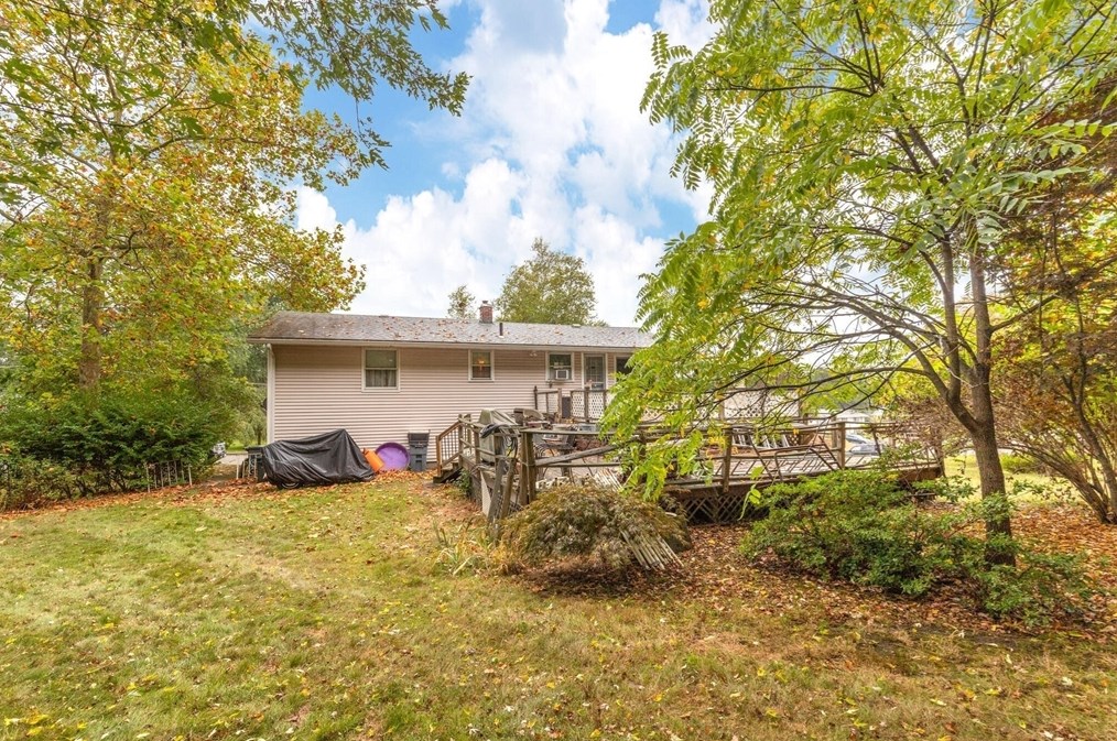 13 Donegal Rd, Peabody MA 01960-3616 exterior