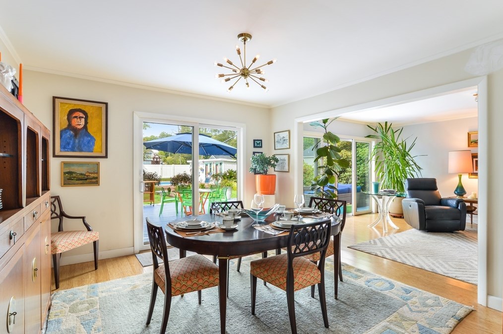 57 Alice St, Dartmouth MA 02747-1915 exterior