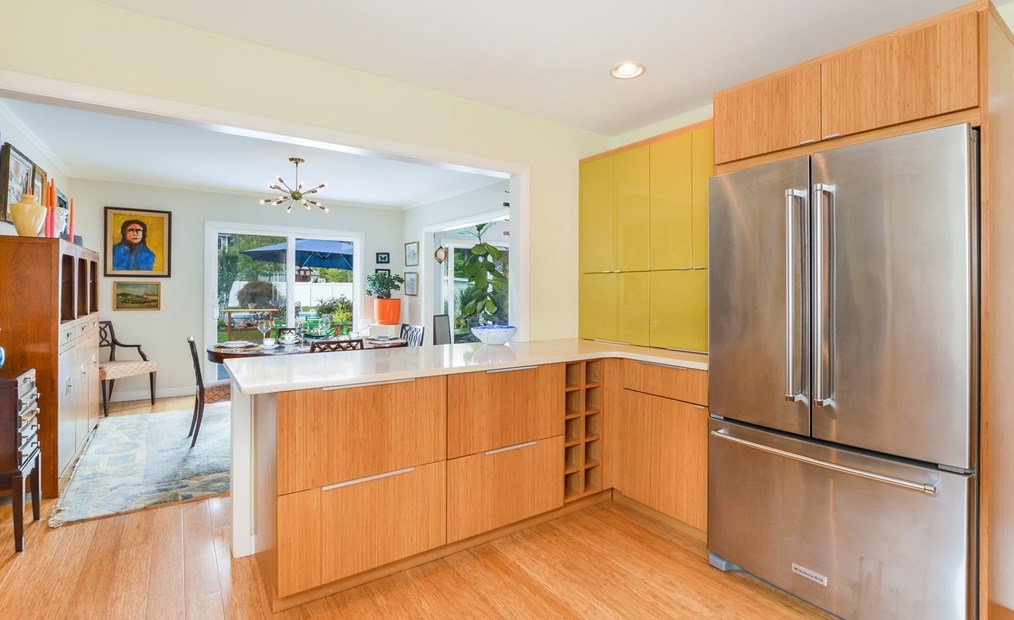 57 Alice St, Dartmouth MA 02747-1915 exterior