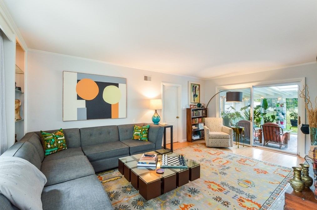 57 Alice St, Dartmouth MA 02747-1915 exterior