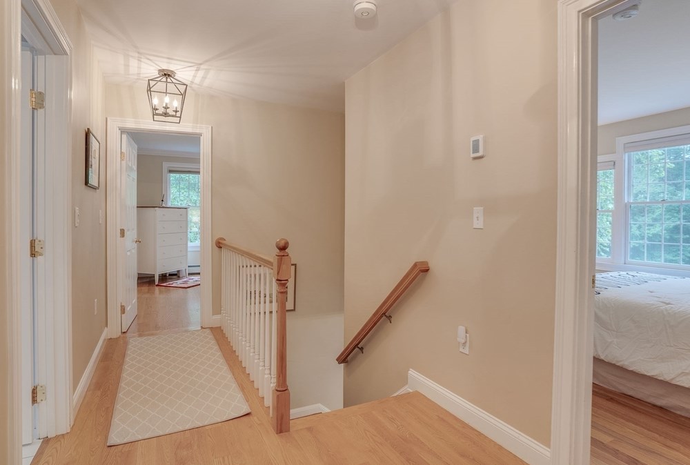 5 Stone Row Ln, Georgetown MA 01833-1242 exterior