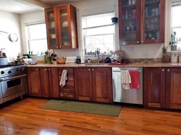 110 Clifton St, Cambridge, MA 02140 exterior