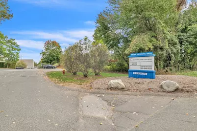 40 Bobala Rd, Holyoke, MA 01040 - Photo 2