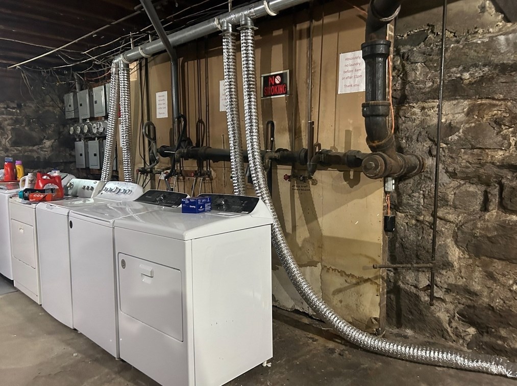 45 Chase Ave, Dudley MA  01571-4400 exterior