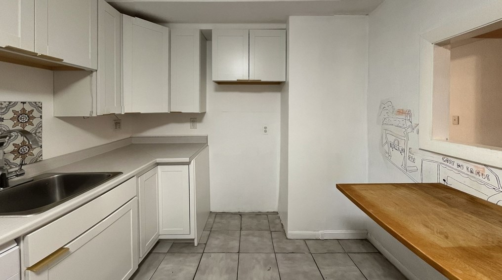 146 Linden St #apt A, Everett, MA 02149