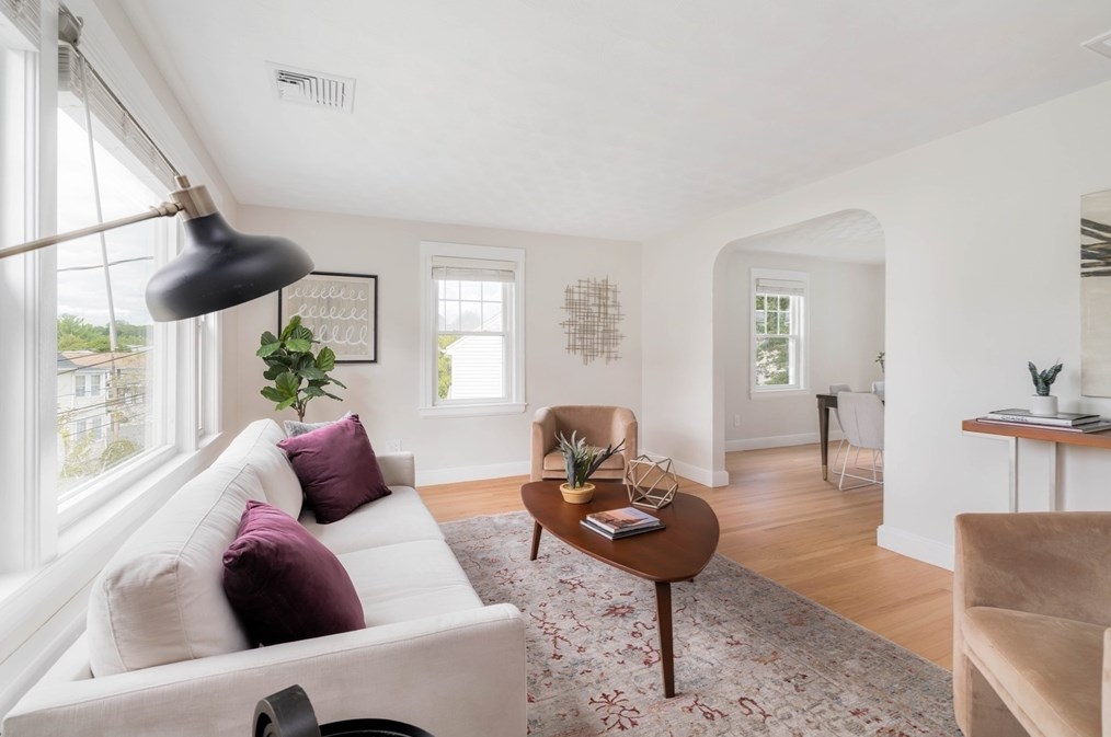 8 Mangano Ct #8, Watertown, MA 02472