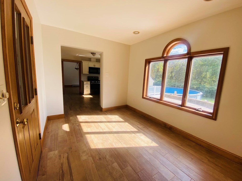 10 Butterfly Trl, Dartmouth, MA 02747 exterior