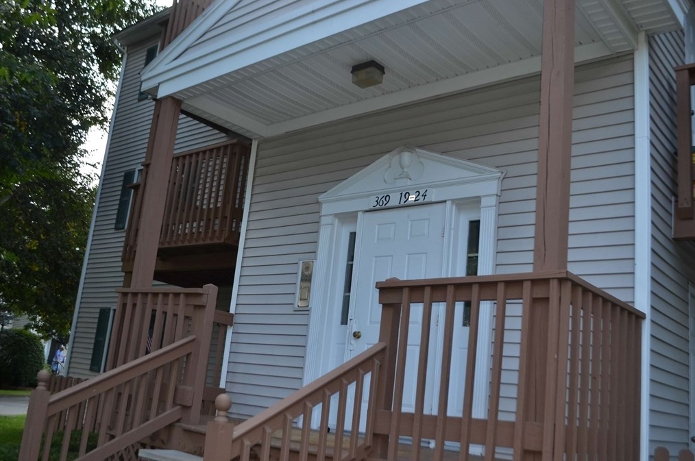 369 Aiken Ave #21, Lowell, MA 01850