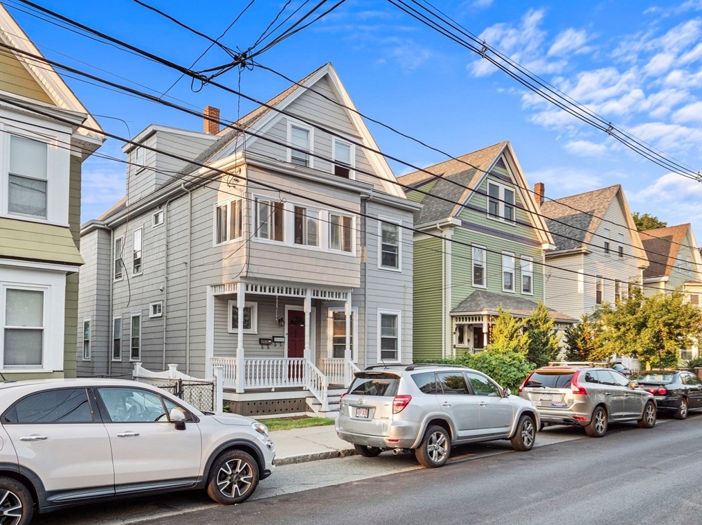 39 Hudson St, Somerville, MA 02143 exterior