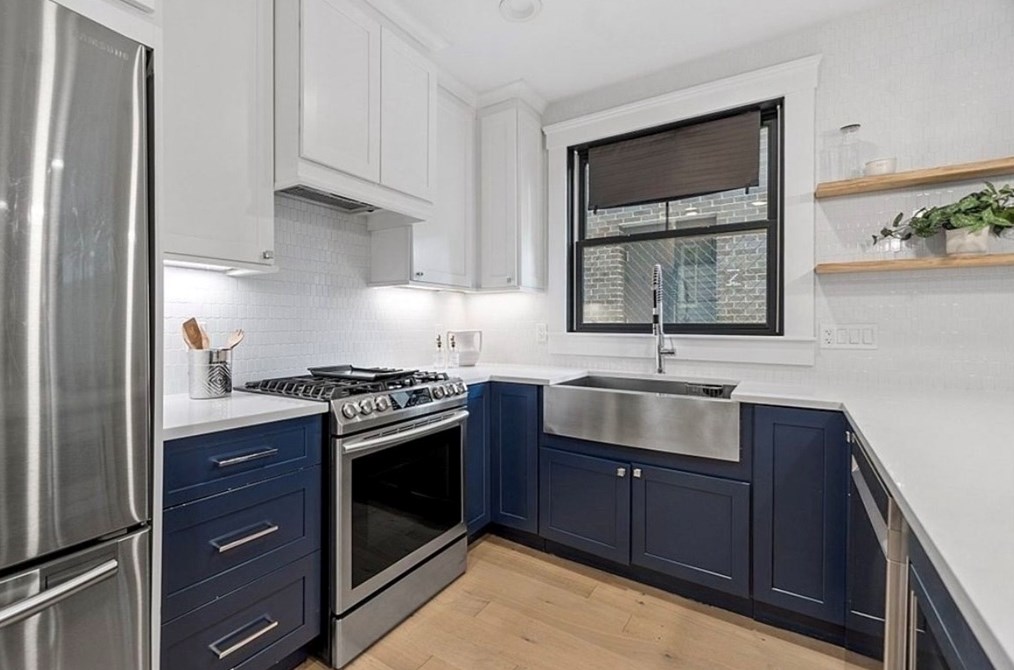 331 Chelsea St #1, Boston, MA 02128