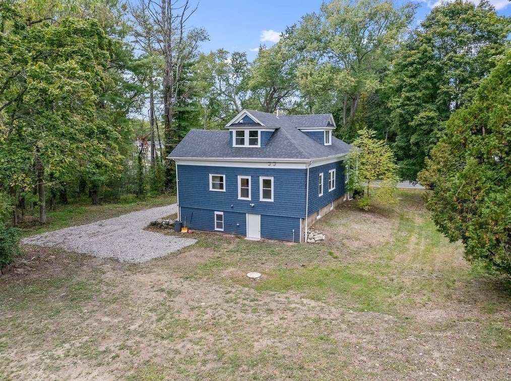 451 Matfield St, West Bridgewater MA  02379-1343 exterior